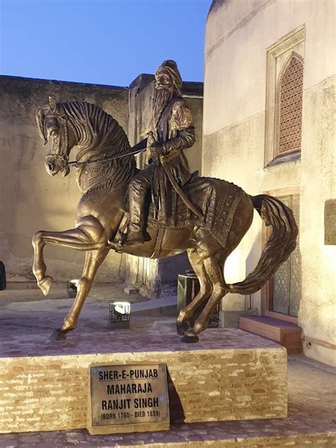 Maharaja Ranjit Singh Statue Lahore Fort Photo Pakistan Press