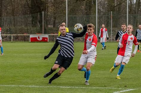 Fotogalerie Fotbal Krajsk P Ebor Slavia Hradec Kr Lov Vysok Nad