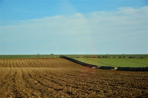 Premium Photo Beautiful Hills In The English Countryside