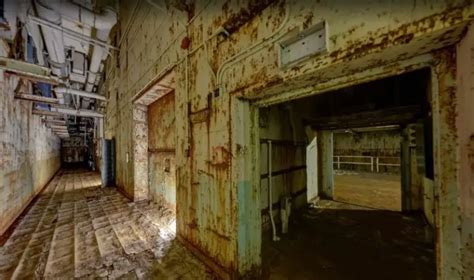 7 Abandoned Military Bases In The US - Urbex