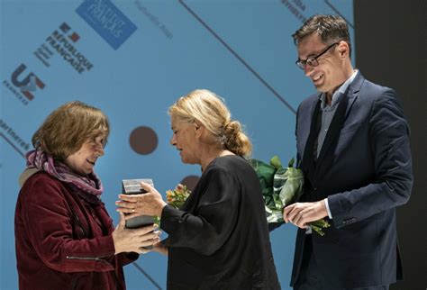 Szvetlana Alekszijevics A Csernobili Trag Di K Nobel D Jas Kr Nik Sa