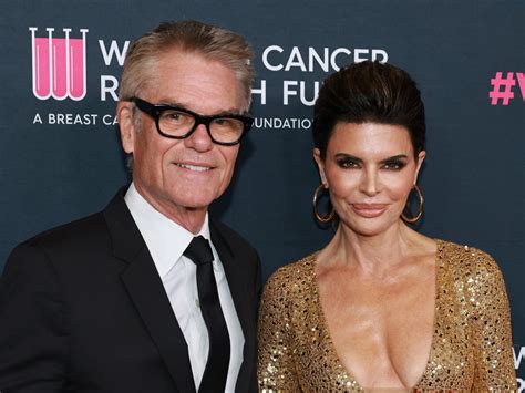 Lisa Rinna 60 Makes Candid Confession About Sex Life With Husband