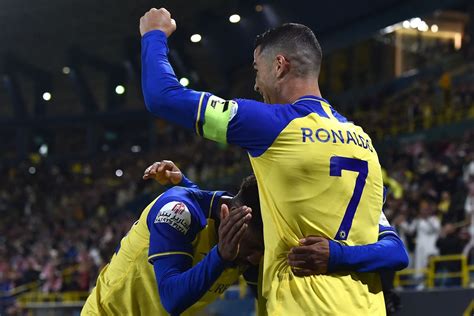 Con Dos Asistencias De Cristiano Ronaldo Al Nassr Gana 2 1 Y Recupera El Liderato De La Liga