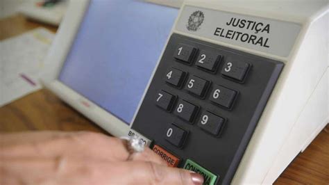 Projeto Proíbe Pesquisas Eleitorais 30 Dias Antes Das Eleições