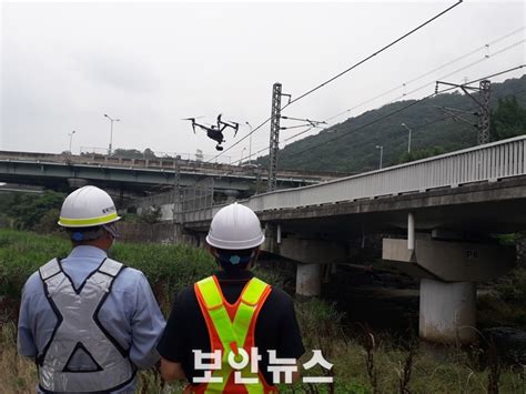 광주도시철도 ‘드론 날려 지하철 시설물 점검한다