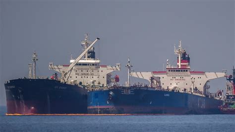 Greece Urges Global Action To Free Iran Held Tankers