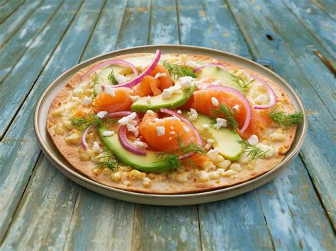 Tortilla Pizza Met Feta En Gerookte Zalm Dodoni