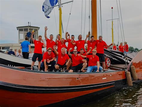 Skûtsje Grou wint soeverein op eigen water WâldNet