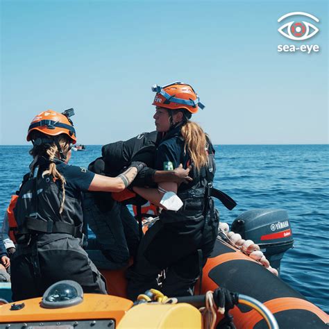 Seenotretter Innen Drohen Hohe Strafen Wegen Rettung Von Menschenleben