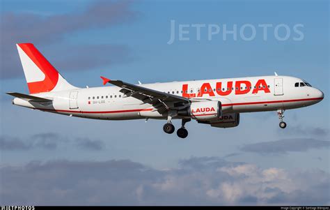 9H LOO Airbus A320 214 Lauda Europe Santiago Blánquez JetPhotos