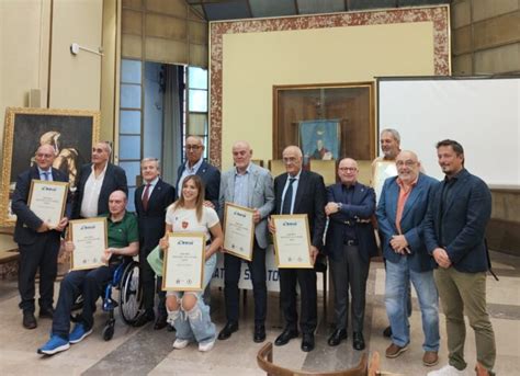 Al Comune Di Salerno Il Premio Matteo Senatore Tra Ricordi E Speranze