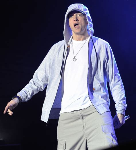 Eminem Live Uk Reeva Celestyn