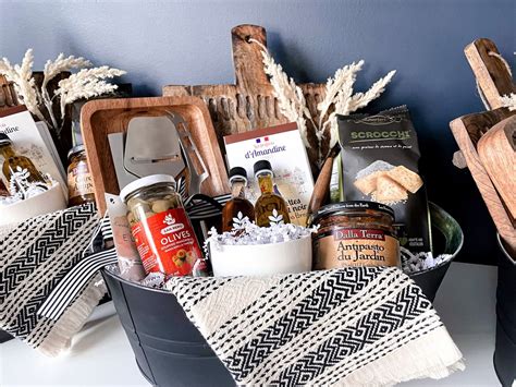 Charcuterie Style Basket Charcuterie Gift Basket Best Gift Baskets