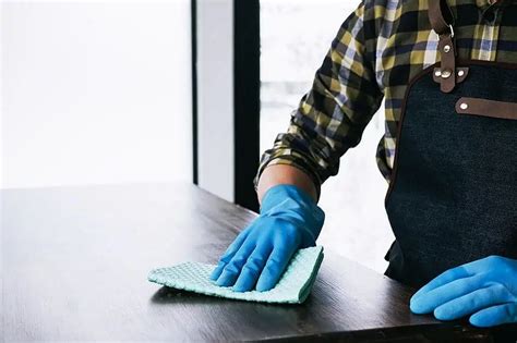 How To Get Hot Glue Off Fabric Place A Toothpick On It To Feel The Uqvoeyitcy