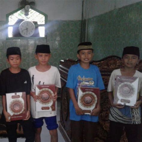 Mushaf Quran Buku Islam Dan Iqra Telah Diterima Di Bengkulu Badan