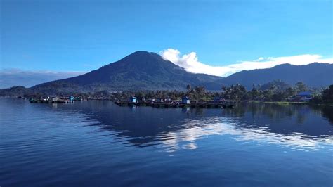 LUAR BIASA Keindahan Panorama Danau Ranau Lumbok Seminung