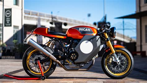 Martini Racing Cafe Racer