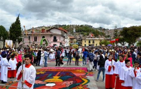 Cajamarca Misa De Tradicional Fiesta De Corpus Christi Se Celebrar En