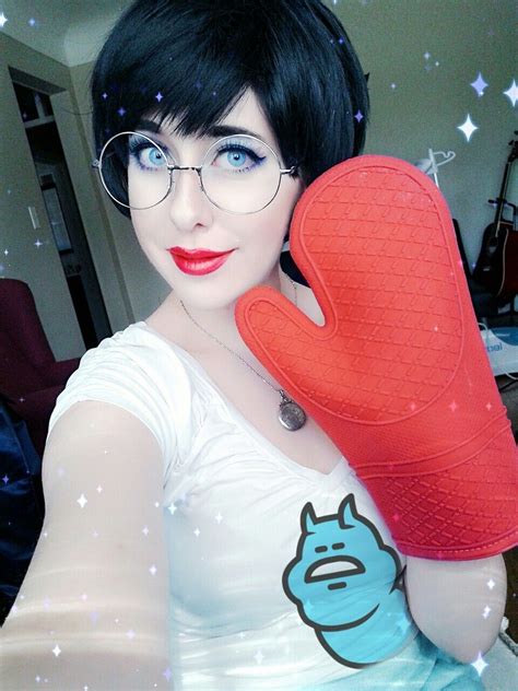 Adorable Jane Crocker Cosplay From Homestuck Cosplay Homestuck Janecrocker Homestuck