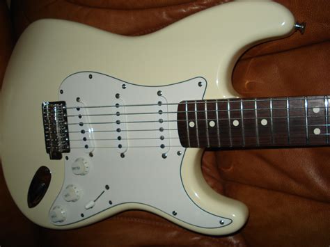 Fender Jimi Hendrix Stratocaster image (#331518) - Audiofanzine