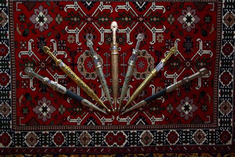 Холодное оружие на стене (71 фото) - фото - картинки и рисунки: скачать ...