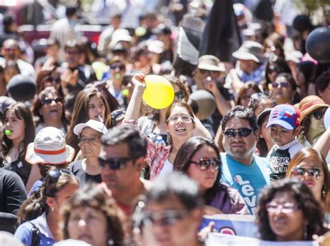 M S De Mil Personas Participaron En La Marcha De La Confepa