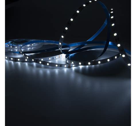 LED лента 2835 60бр/м 12V DC 4.8W/m 106lm/W CW 6000К IP68 10mm със ...
