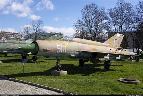 Mikoyan Gurevich Mig 21 Russian Fighter Jet From Cold War 54 Off