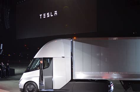 Teslas Electric Semi Truck Orders Soar—but Can It Deliver Observer