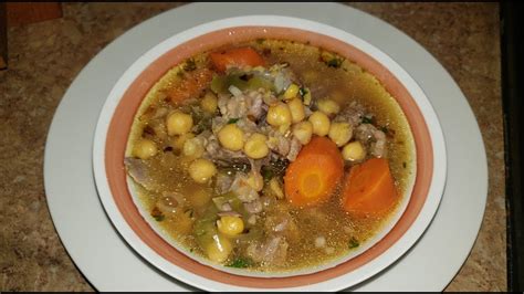 Caldo De Garbanzos Con Carne De Res Sinpretextos Youtube