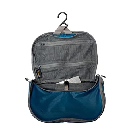 The 8 Best Peregrine Ultralight Hanging Toiletry Bags