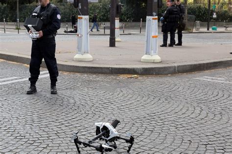 Manifestation Du 1er Mai à Paris La Police Utilisera Des Drones Pour