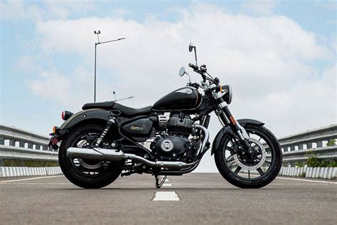 Royal Enfield Super Meteor Interstellar On Road Price Rto