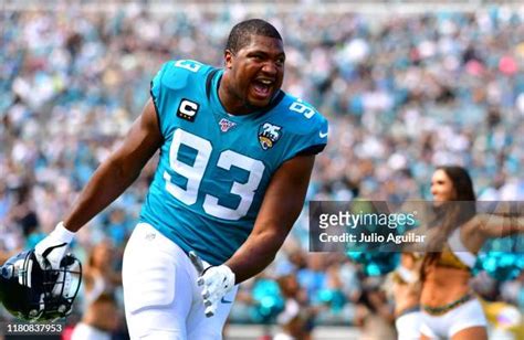 Calais Campbell Jaguars Photos And Premium High Res Pictures Getty Images