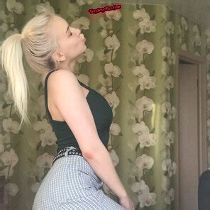 Stunning Rusya Porn Pic