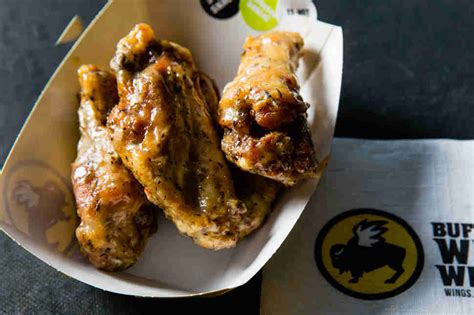 Best Buffalo Wild Wing Sauces And Wing Flavors Ranked By Wildness