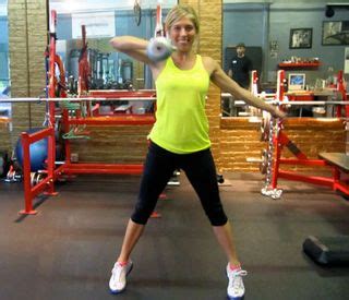 Look Sexy Naked Anna Paquin S True Blood Workout SELF