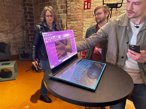 Lenovo providni laptop nagoveštava uzbudljivu budućnost- (februar 24 ...