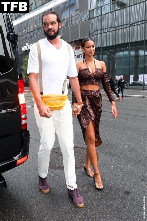 Lais Ribeiro Girib Nude Onlyfans Leaks The Fappening Photo