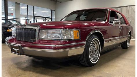 Low Mileage ‘91 Lincoln Town Car Offers High Bling At Great Price