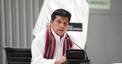 Pedro Castillo Congresistas Amenazan Con Vacancia Y Denuncia Contra