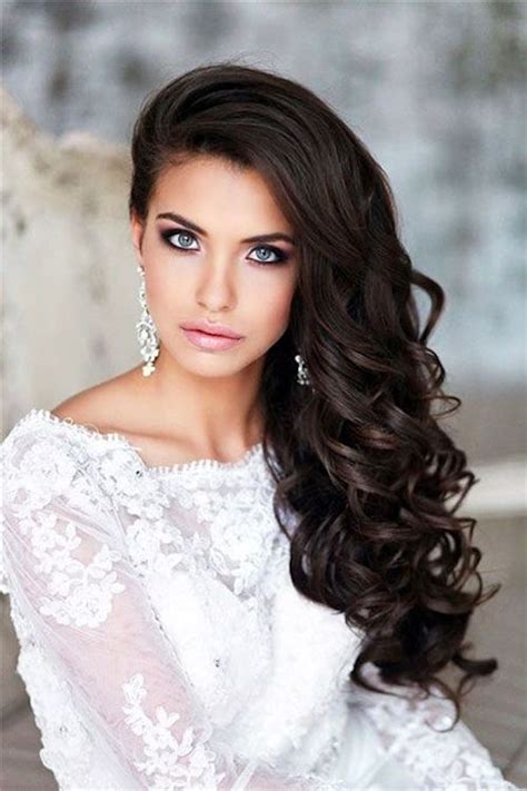 Les 30 Plus Belles Coiffures De Mariage Sur Cheveux Longs Mariee Fr