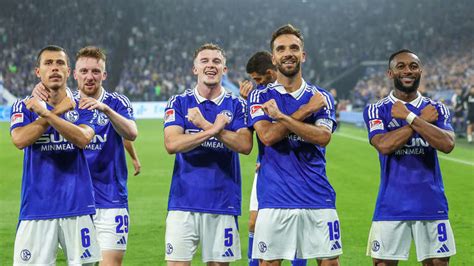 Alexander Nübel schwärmt von Schalke Routinier Er hat mir viel