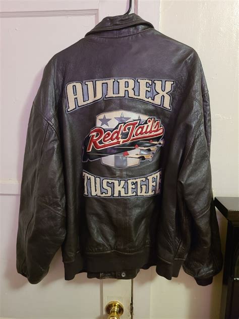 Avirex Tuskegee Airmen Red Tails Leather Bomber Jacket Gem