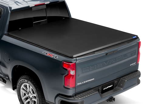 969167 Lund Hard Fold Tonneau Cover - Fits 2019-2023 Chevy Silverado