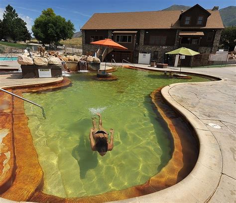 Therapeutic Hot Mineral Soak Hot Pools Utah Skiing Mineral Pools