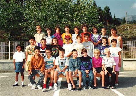 Photo De Classe Cm2 De 1991 Ecole Les Clapeys Saint Jean De Maurienne