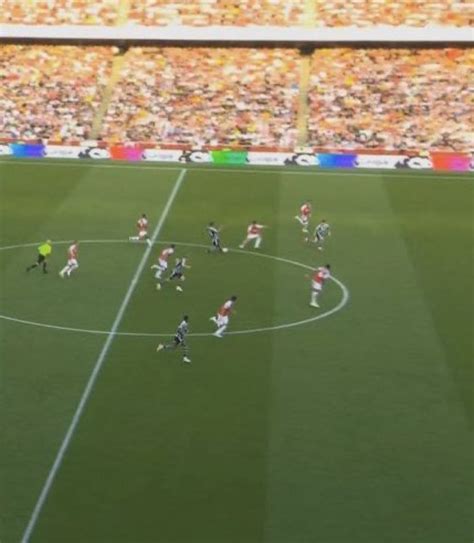 The Garnacho offside : r/ManchesterUnited