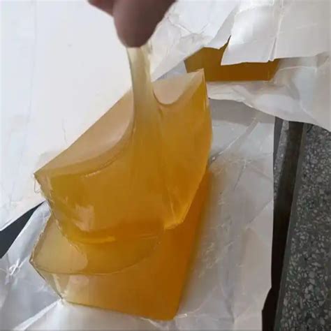 Positioning Glue Hot Melt Adhesive Raw Material For Diaper Sanitary Napkin Adhesive Glue And