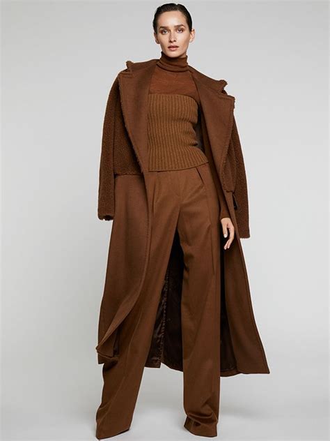 Evgeniya on Behance | Chic fall fashion, Warm spring outfits, Style